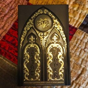 Kat Von D Saint & Sinner Eyeshadow Palette